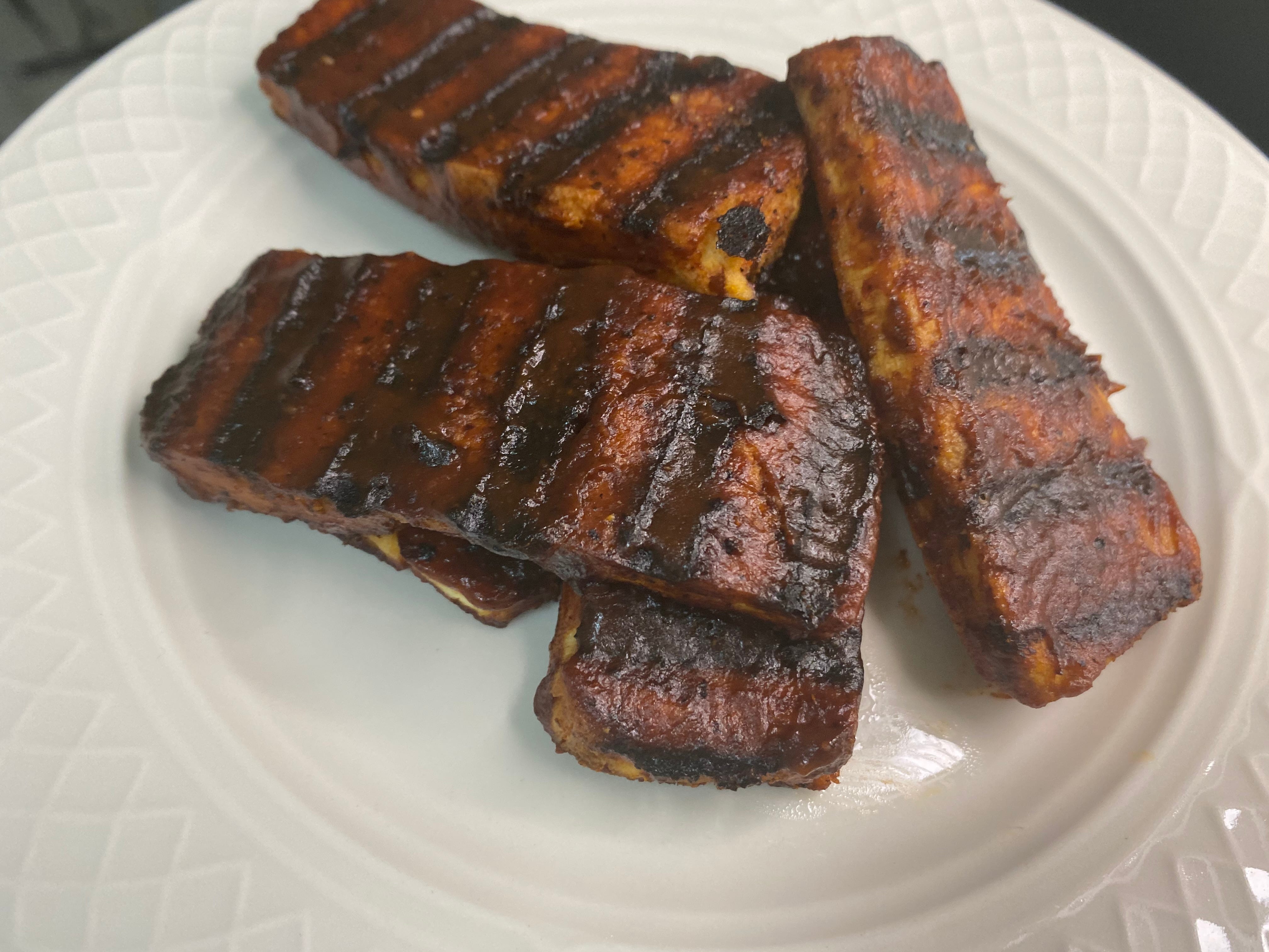 BBQ tofu recipe for vegan, vegetarian-friendly diets