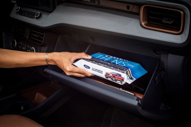 This package of Oreos Thins is designed like a Ford Maverick owners manual (that fits in the glovebox).