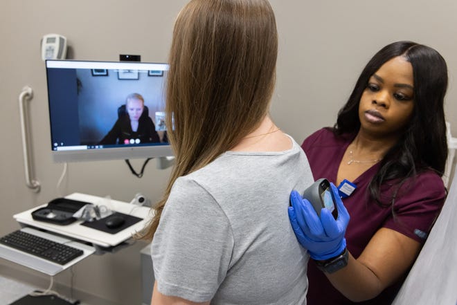 General Motors is opening of the Henry Ford Virtual Care Center at its Global Technical Center in Warren. Operated by Henry Ford Health System, it provides GM employees, contractors and GTC visitors with access to health care with a primary care doctor.