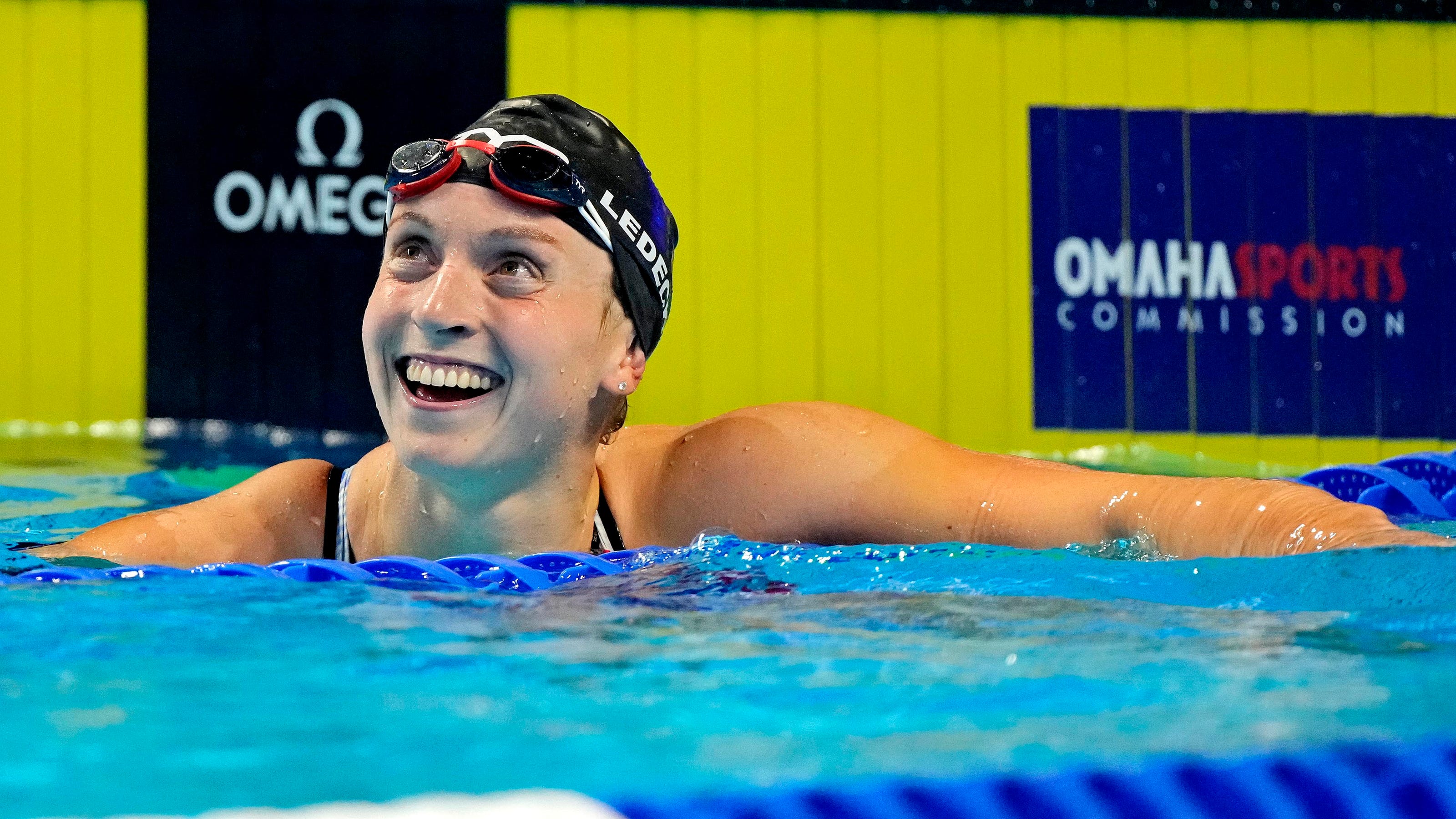 Katie Ledecky wins gold in 800 free, takes 4 medals at ...