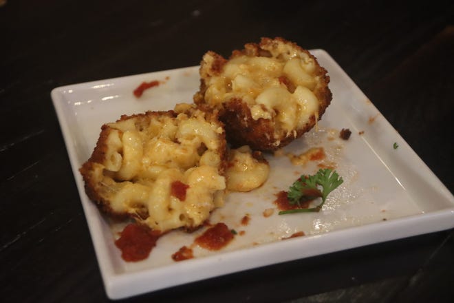 Restaurants are competing amongst each other to see who will be crowned the “Best Mac & Cheese in Downtown Visalia.” This mac and cheese concoction comes from Lake Bottom.