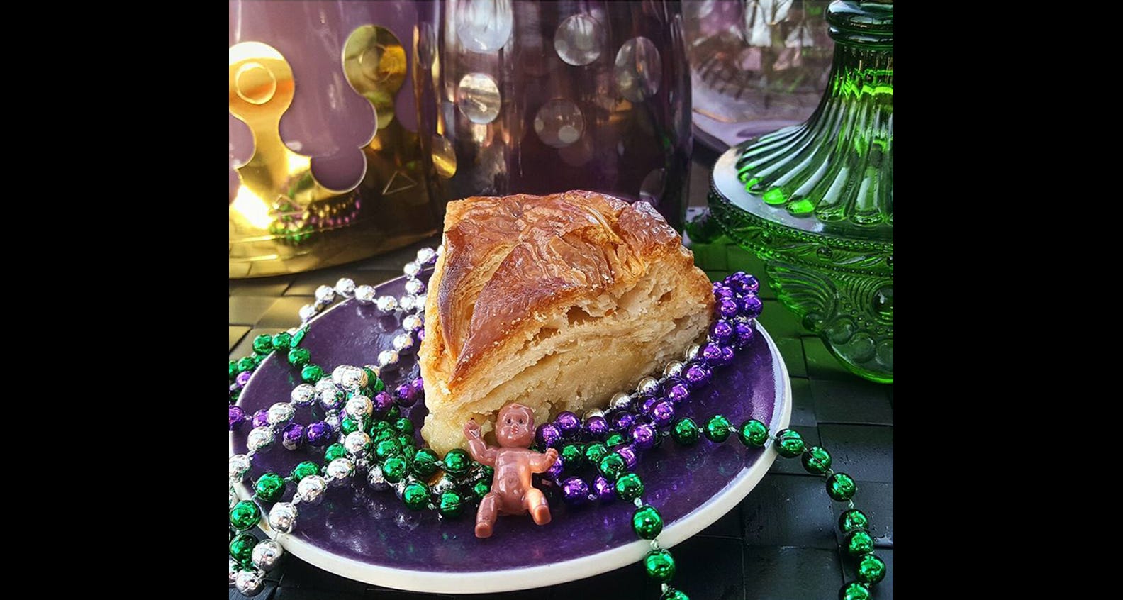 Feast your eyes on these 26 fabulous Mardi Gras king cakes from across the South