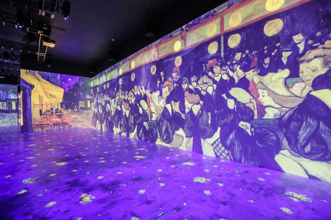 à l'intérieur "Le métier à tisser Indianapolis," La galerie immersive de Vincent Van Gogh présentant près de 30 000 pieds carrés d'expositions immersives et une nouvelle expérience multisensorielle, le jeudi 22 juillet 2021, à Newfields.  L'exposition ouvre le 27 juillet 2021. 