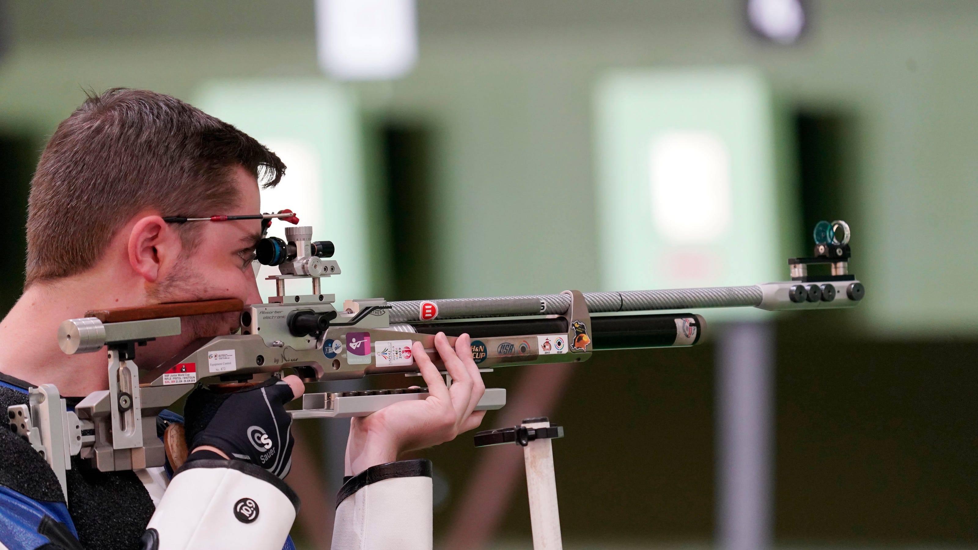 Will Shaner sets Olympic record to win gold in men's 10m air rifle