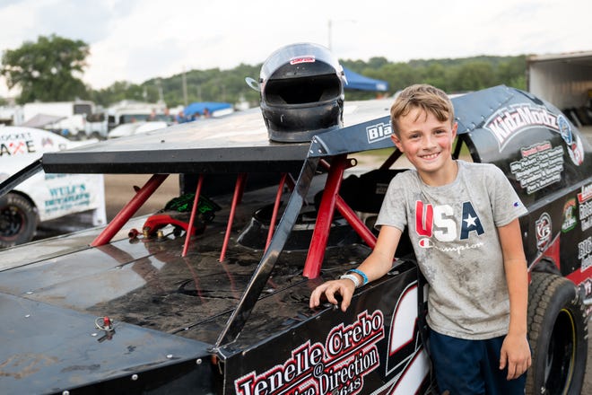 Peoria Speedway: Meet the kids who race cars in Kids Mods at the track Peoria Speedway: Meet the kids who race cars in Kids Mods at the track