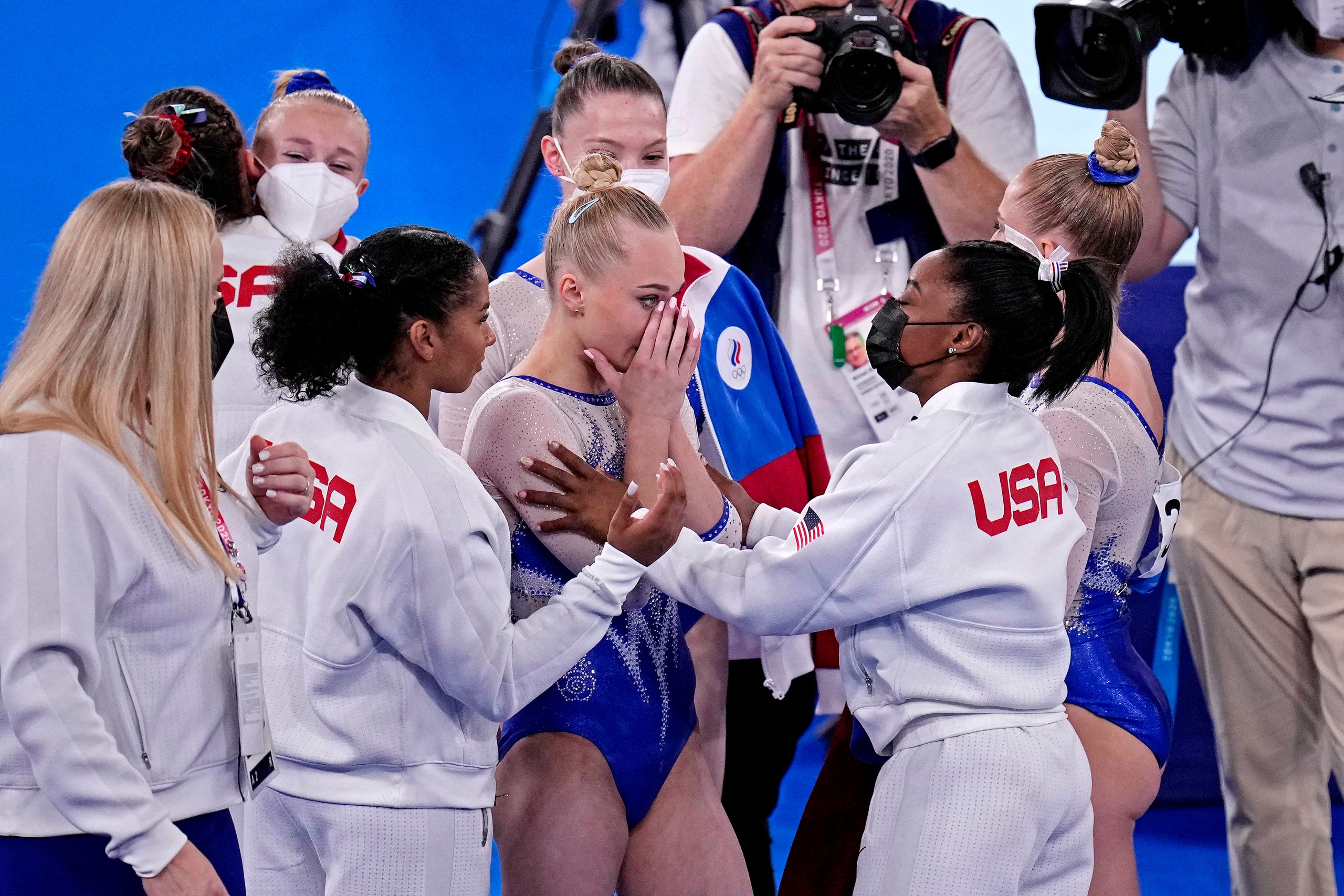 Ои людей. Олимпийские игры 2020 Россия. Российские гимнасты на Олимпиаде в Токио. Олимпийские игры 2021.