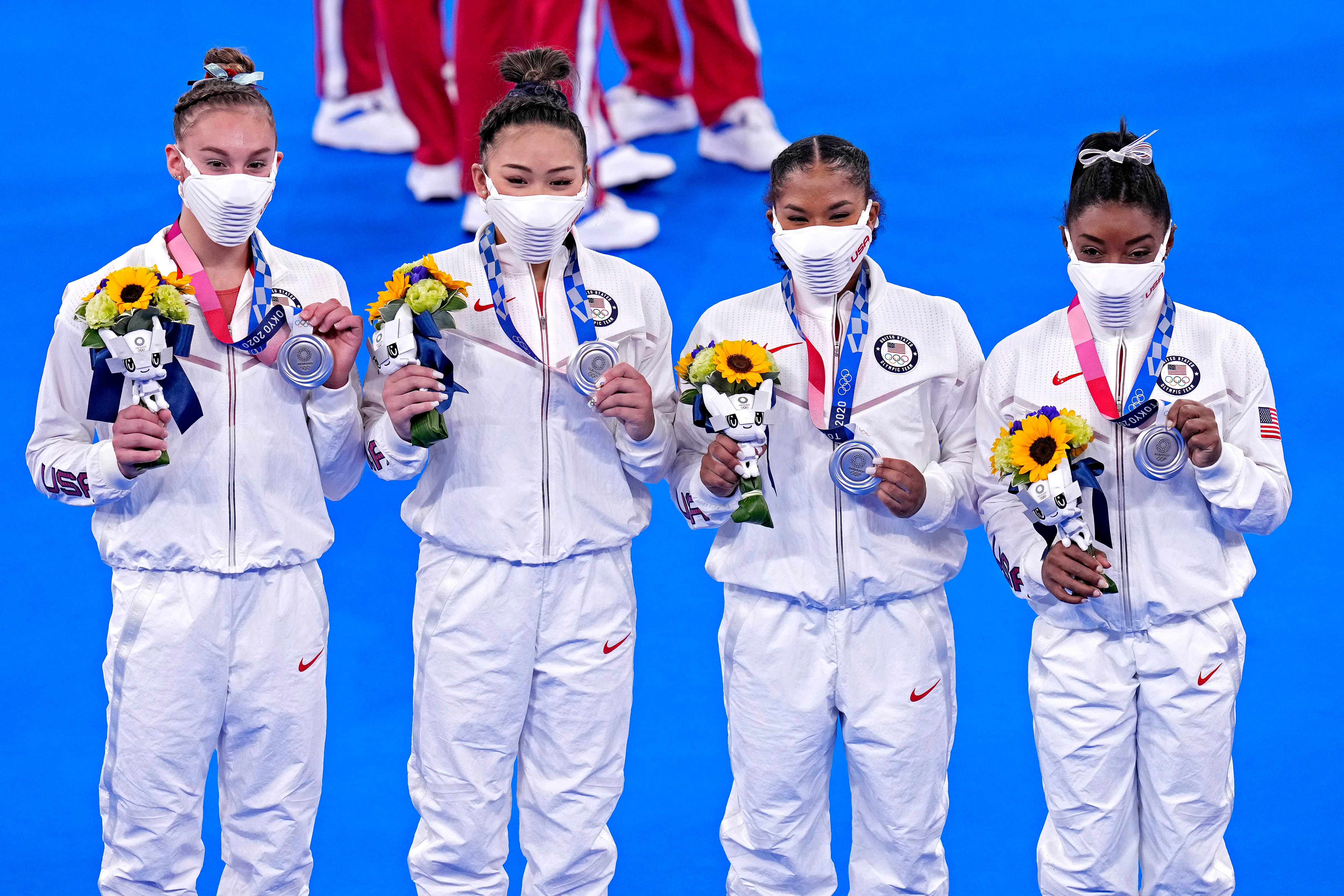 Us Women Gymnasts Rally After Simone Biles Withdraws At Tokyo Olympics