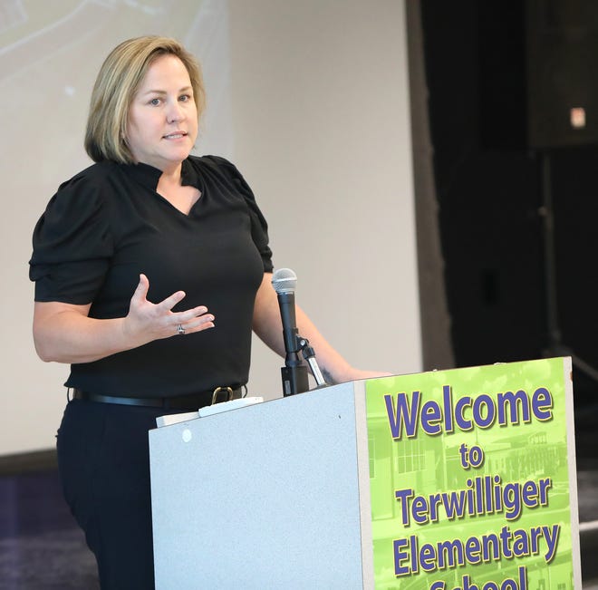 Alachua County Schools Superintendent Carlee Simon speaks during the ribbon-cutting ceremony at the new Terwilliger Elementary School, in Gainesville on July 28.