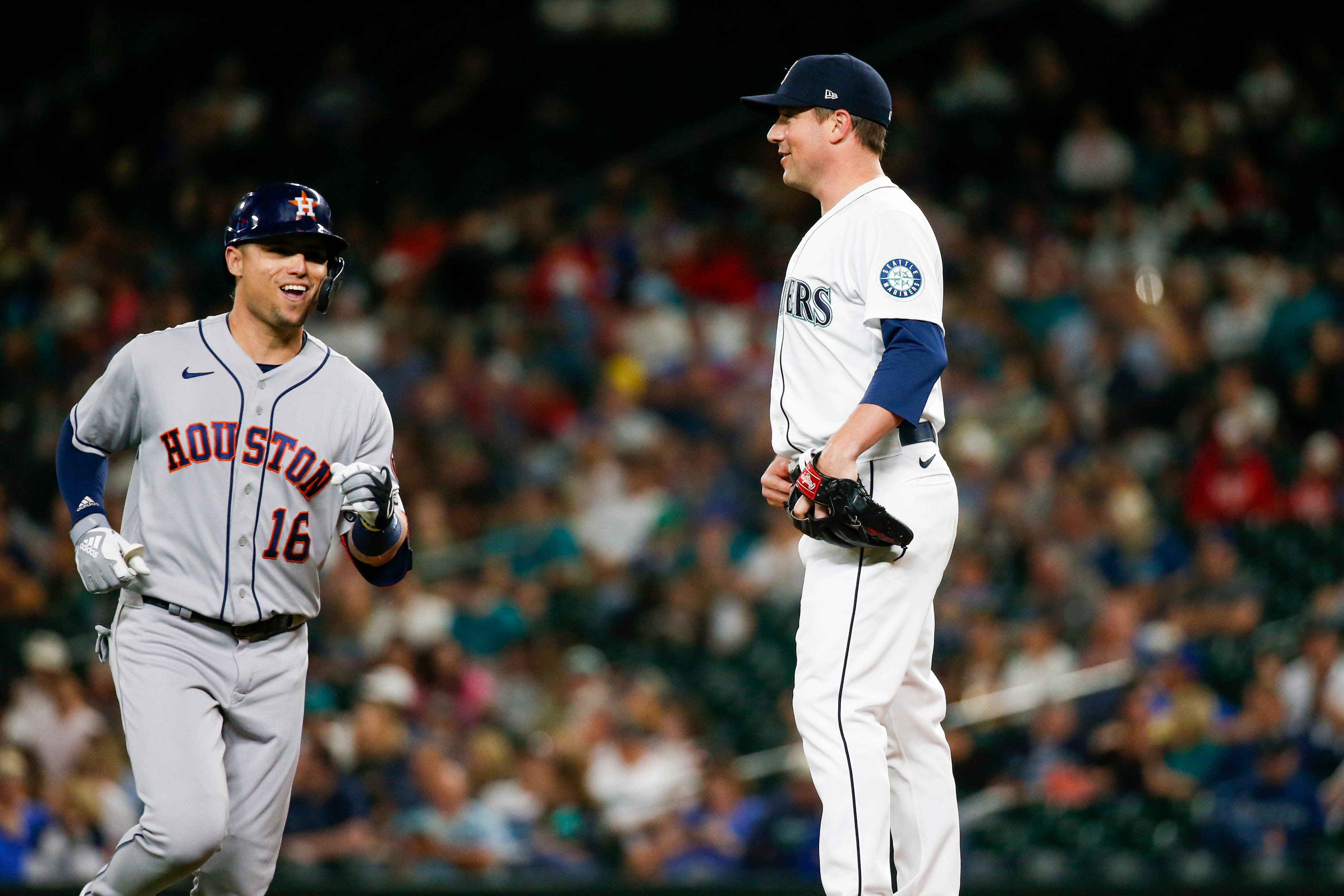 Joe Smith Pitches Vs Astros Same Day Houston Traded Him To Mariners