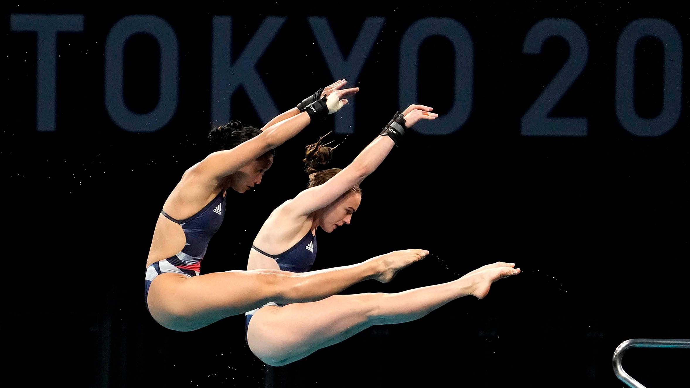 2021 diving olympics Stunning images