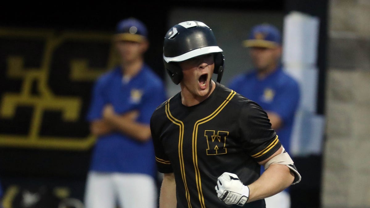 Iowa high school state baseball: Winterset vs. Wahlert Catholic