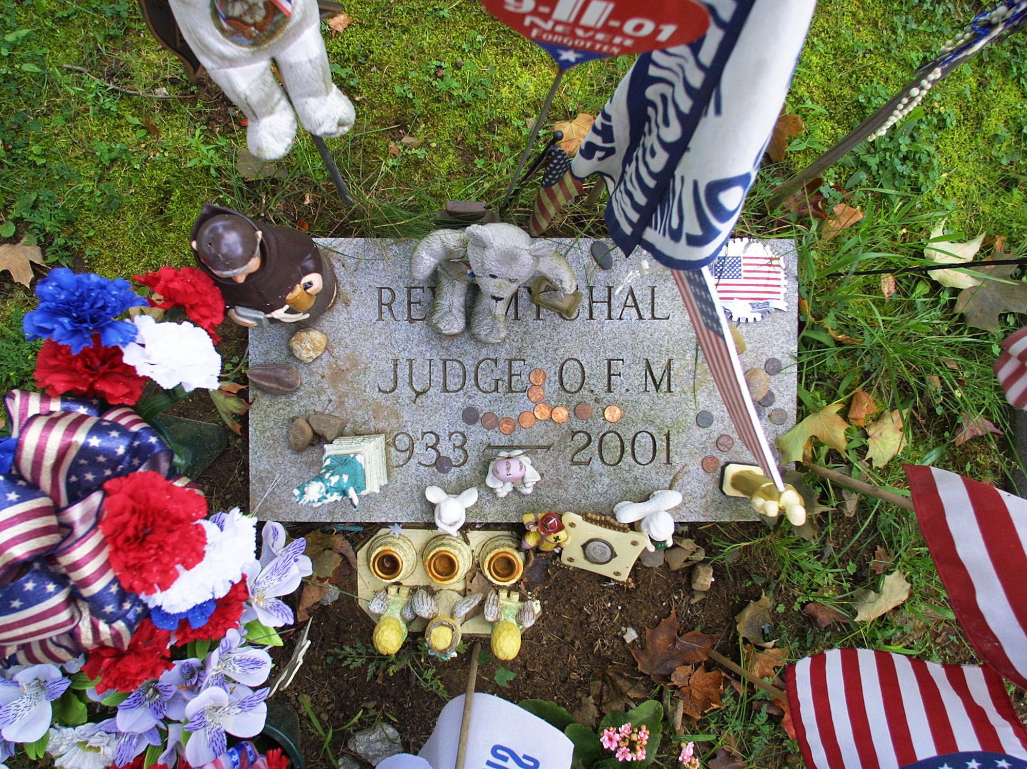 People come to visit the grave site of Father Mychal Judge, considered the first emergency worker to be killed at the World Trade Center site, whose was burried at the Holy Sepulchre Cemetery in Totowa. Knights of Columbus members from both Totowa and Paterson paid tribute to Father Judge, a fellow member, with a wreath laying ceremony. Saturday, September 11, 2004. .