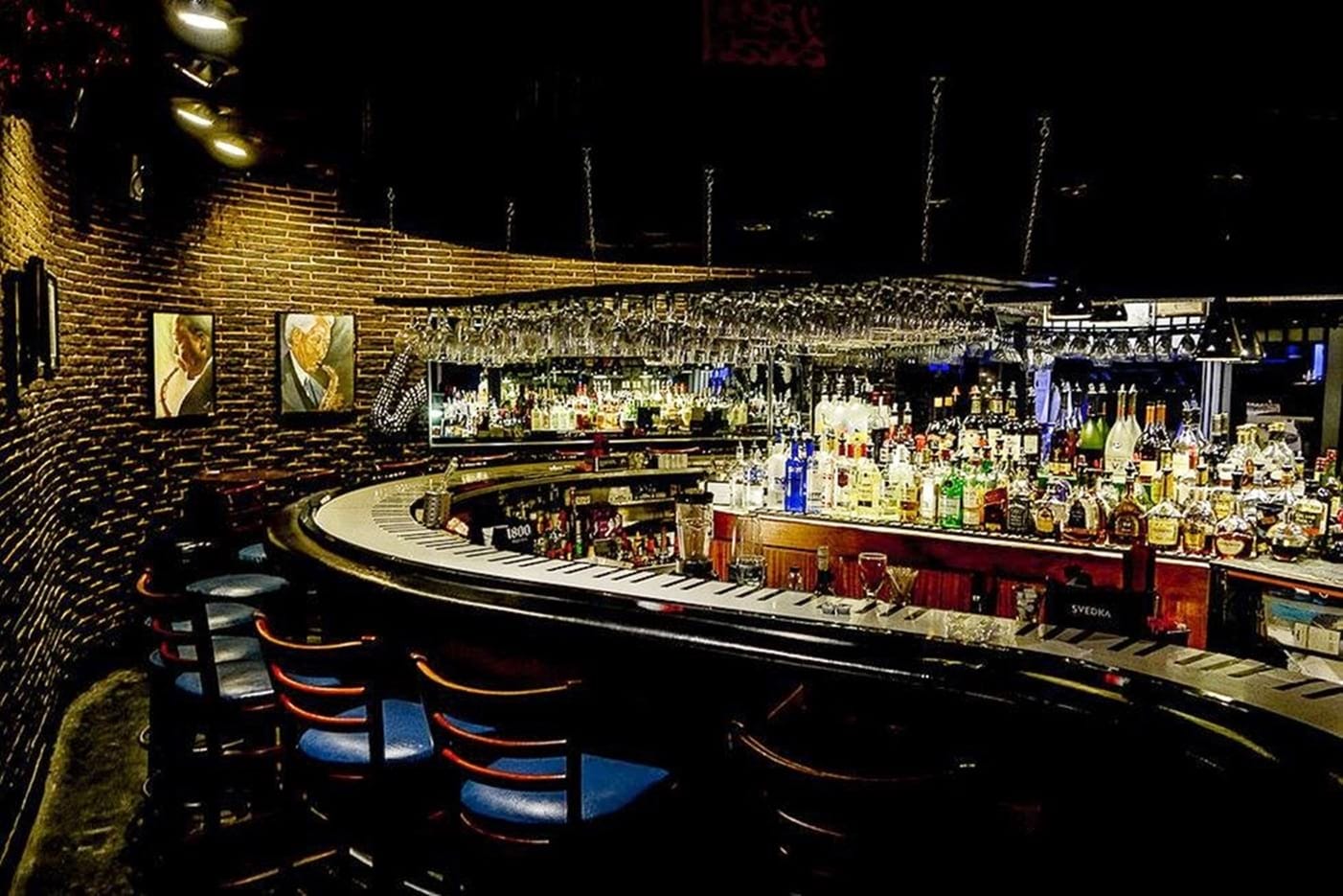 10 great historic restaurants that are destinations unto themselves