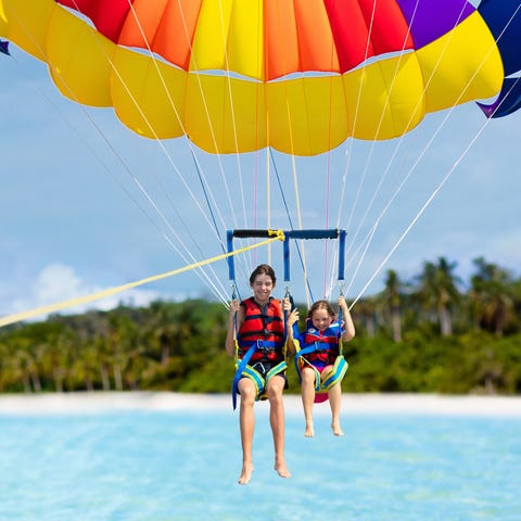 Most parasailing adventures can accommodate solo r