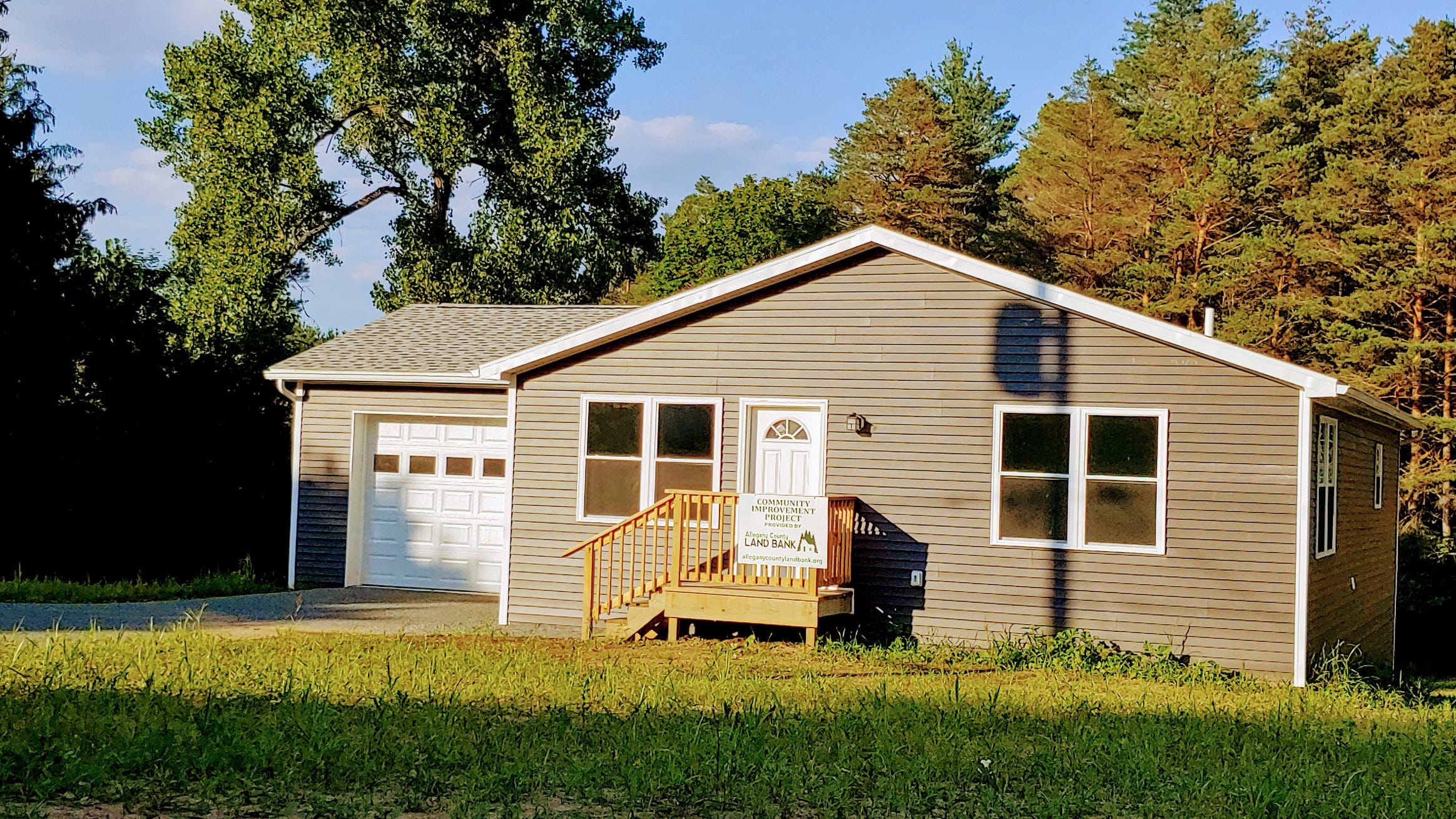 Allegany County Land Bank builds home on Wellsville land