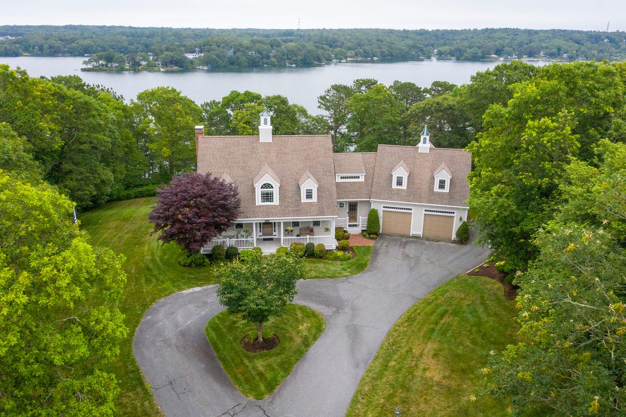 South Shore MA real estate Pondfront Plymouth home for sale