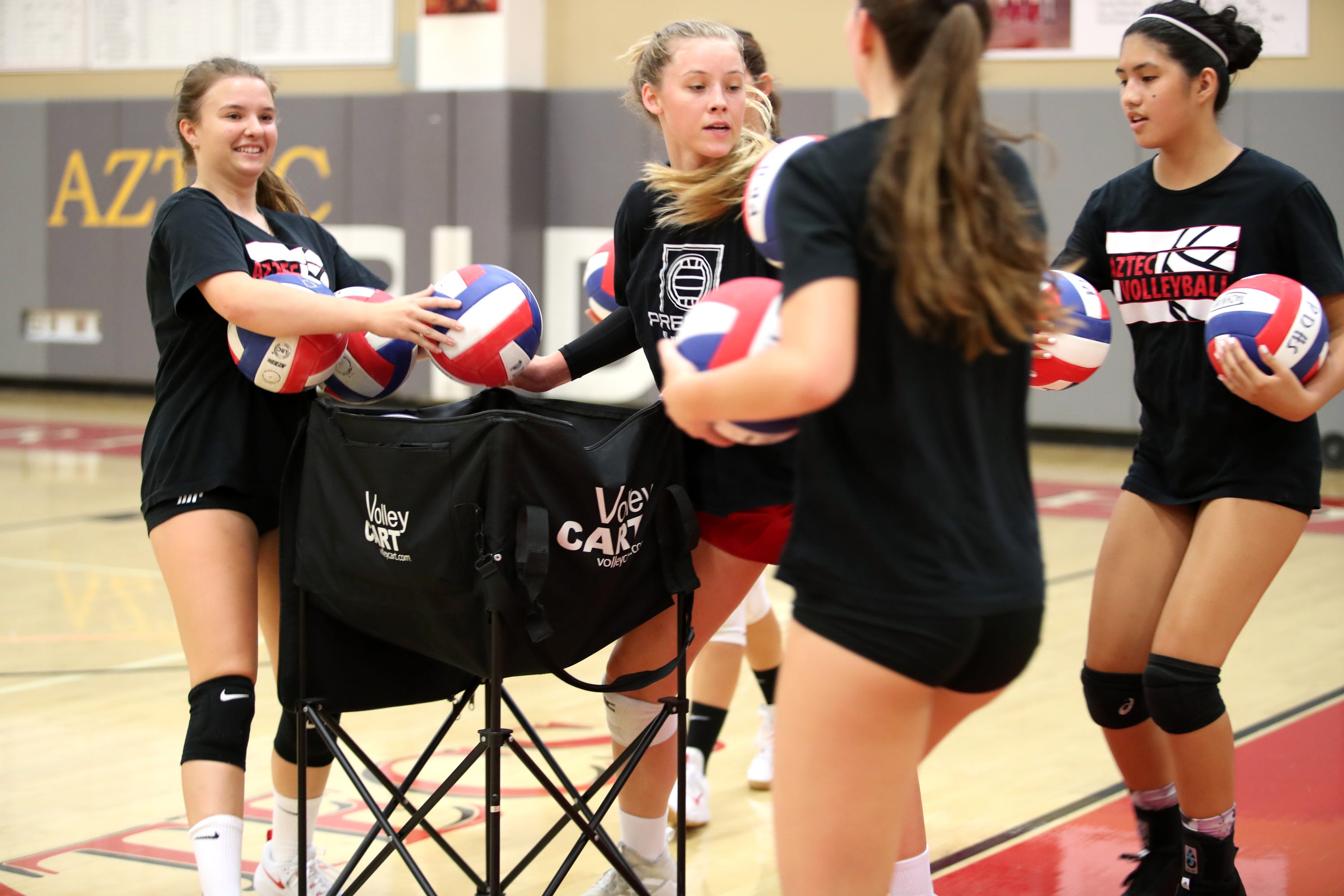 Girls Volleyball The Only High School Sport That Didn T Play Last Year Is Finally Back