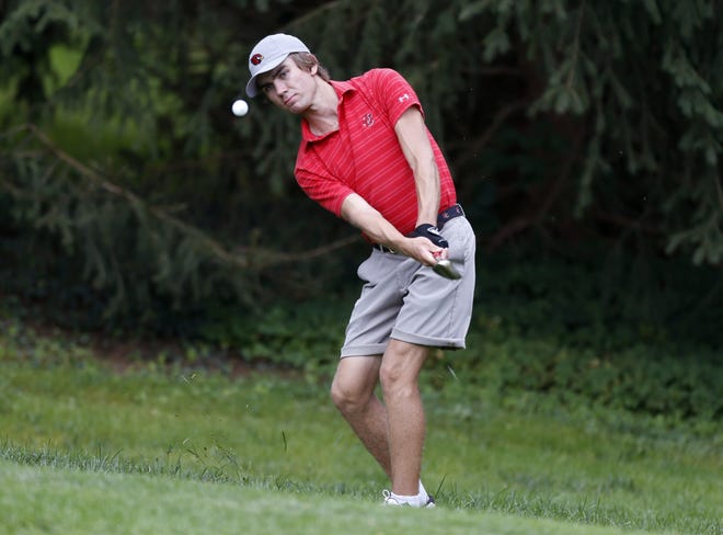 Senior Brandon Nowery is one of the top competitors for St. Charles, which will be seeking its 14th consecutive CCL championship. He is joined at the top of the lineup by sophomore Leo Walling and freshman Jonas Borland.