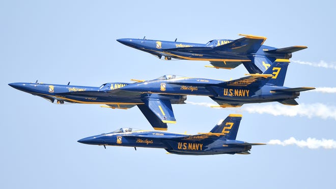Thunder Over Michigan mengaum kembali dengan Blue Angels, Tim Demo F-16 Viper