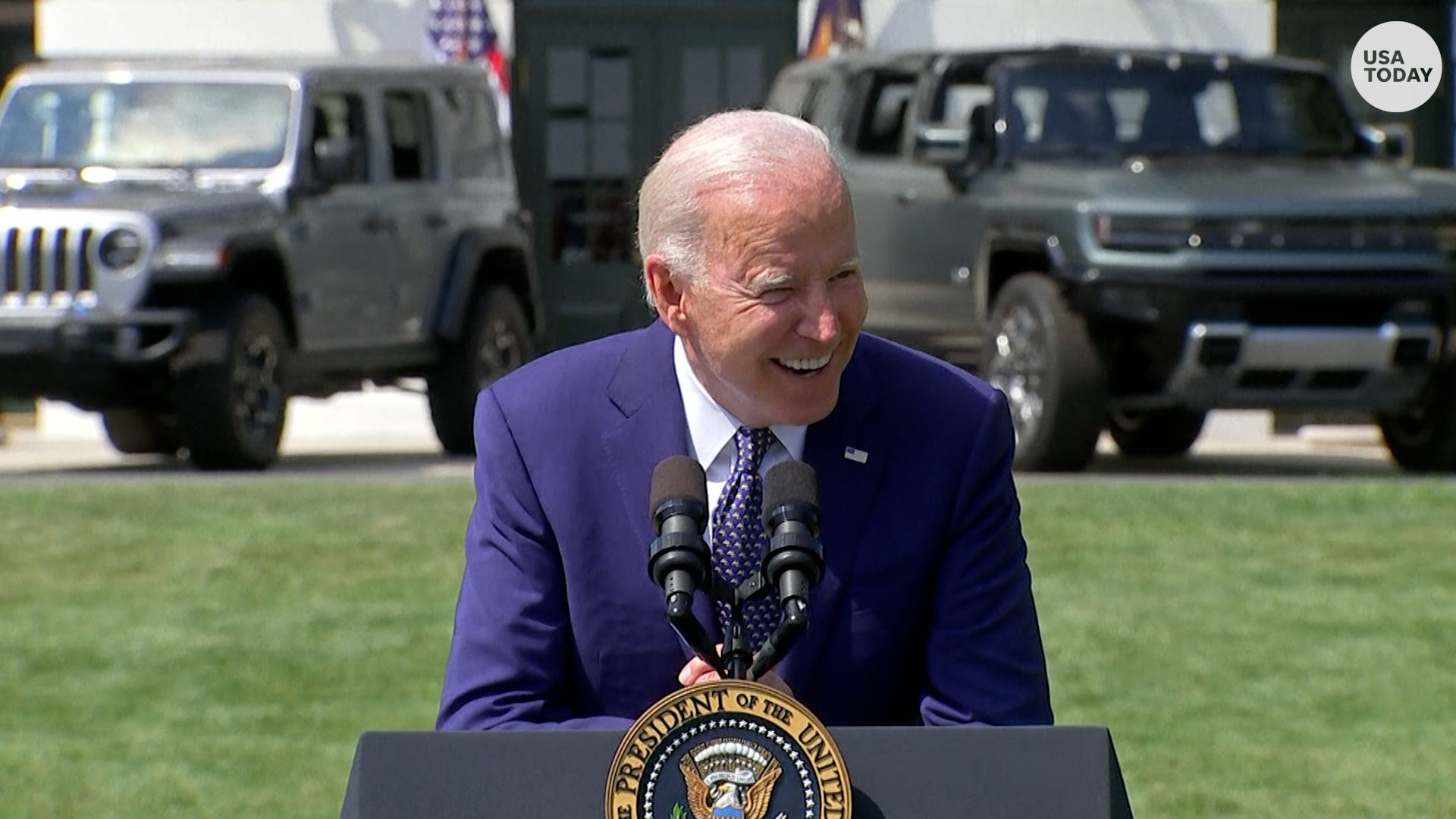 Biden's electric vehicle vow Here's what it would take to pull off