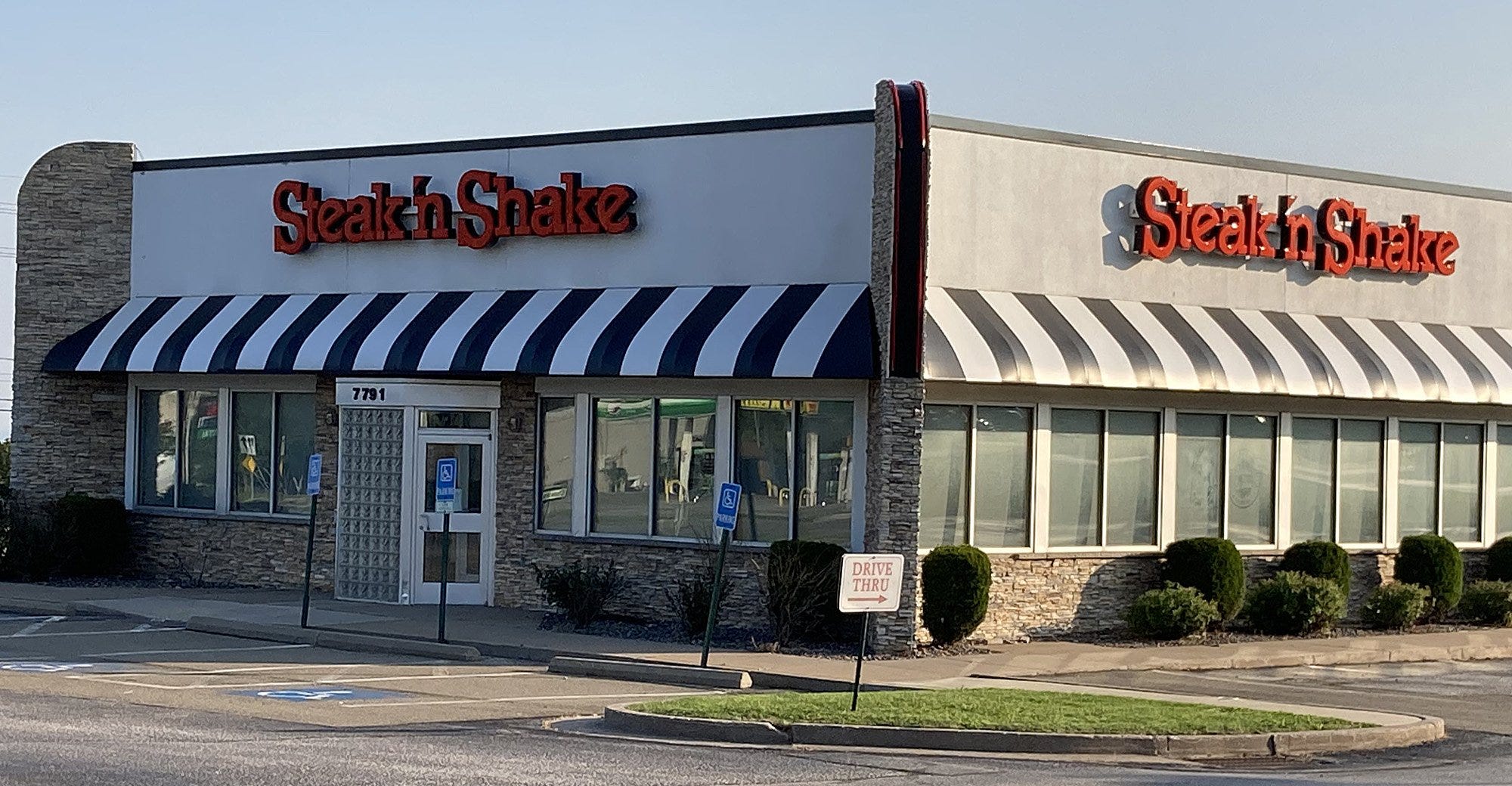 Erie Restaurants Lawsuit Puts Steak N Shakes Future On Judges Plate