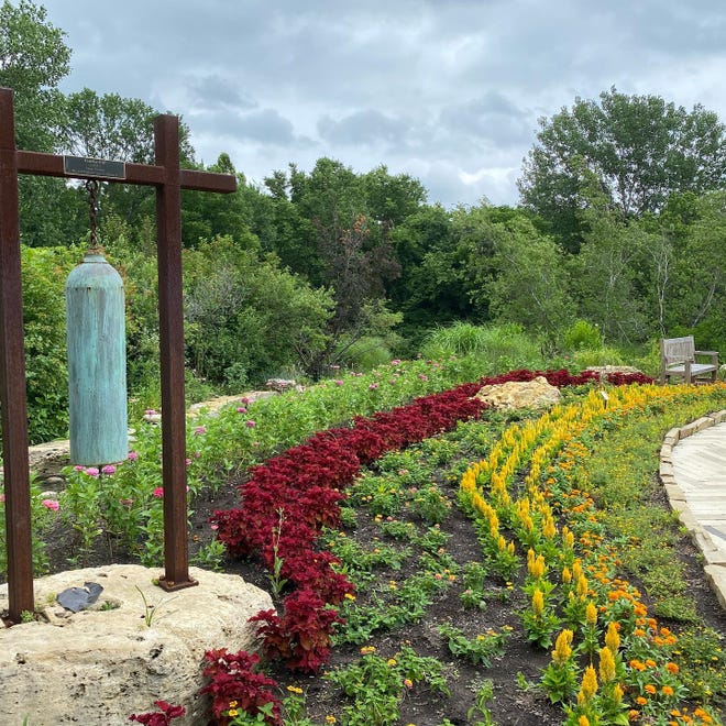 The Overland Park Arboretum and Botanical Garden has 300 acres of plants, landscapes and gardens.