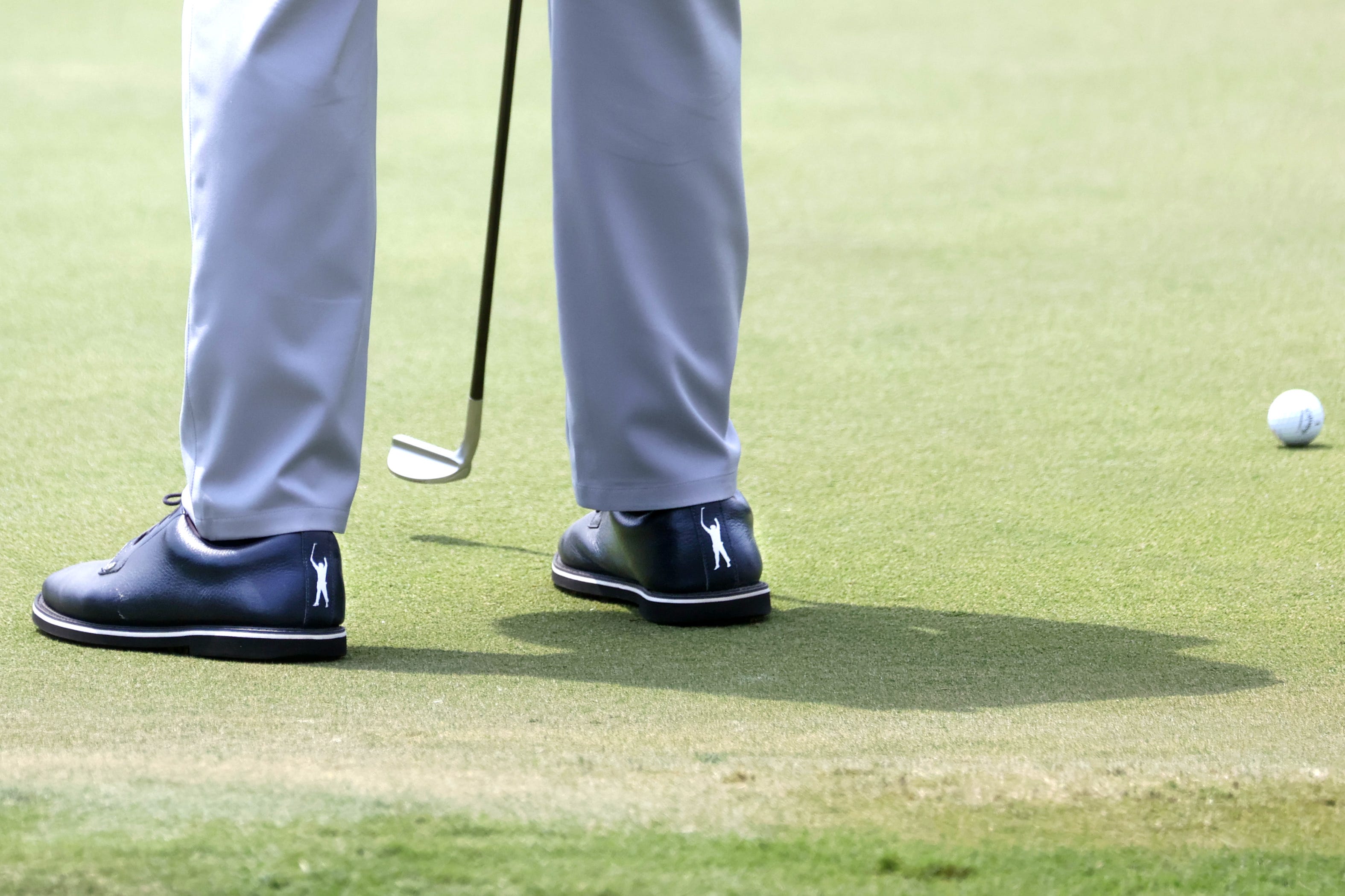 Phil Mickelson trusts only WGC Memphis 'shine doctor' with his shoes