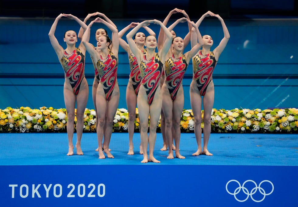 Aug 6, 2021: China competes in the technical routine of the women's artistic swimming team during the Tokyo 2020 Summer Olympics at the Tokyo Aquatic Center.