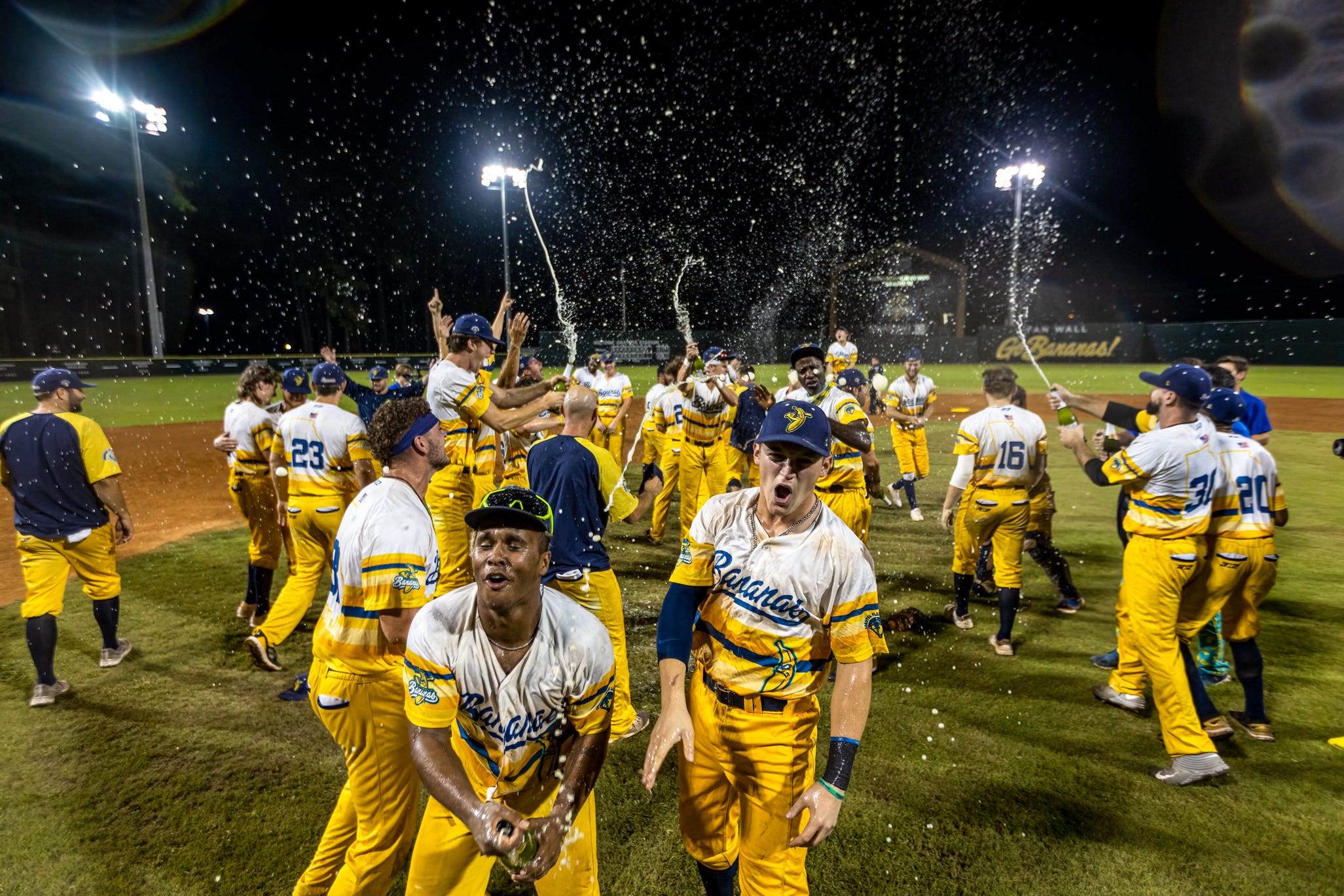 kansas city monarchs vs savannah bananas