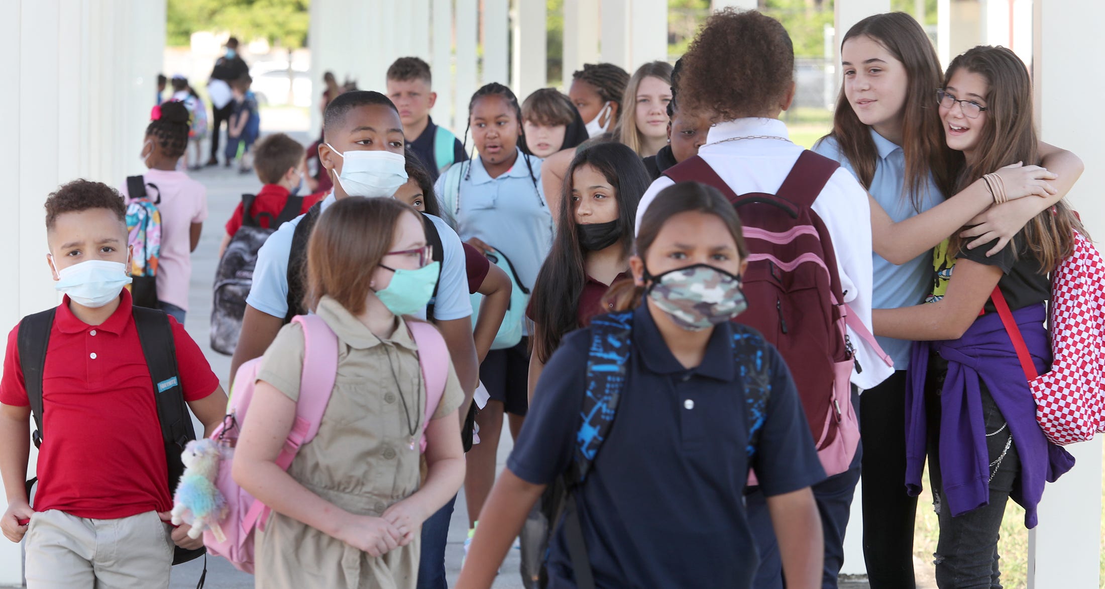 COVID Doctors call on Florida governor to allow school mask mandates