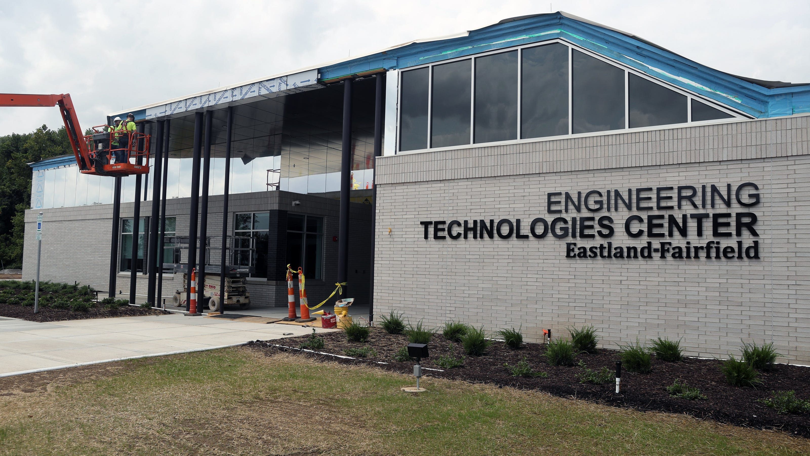 eastland-fairfield-career-technical-schools-opens-10m-engineering