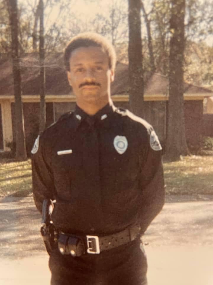 Jackson community, law enforcement pay respects to Sheriff Lee Vance