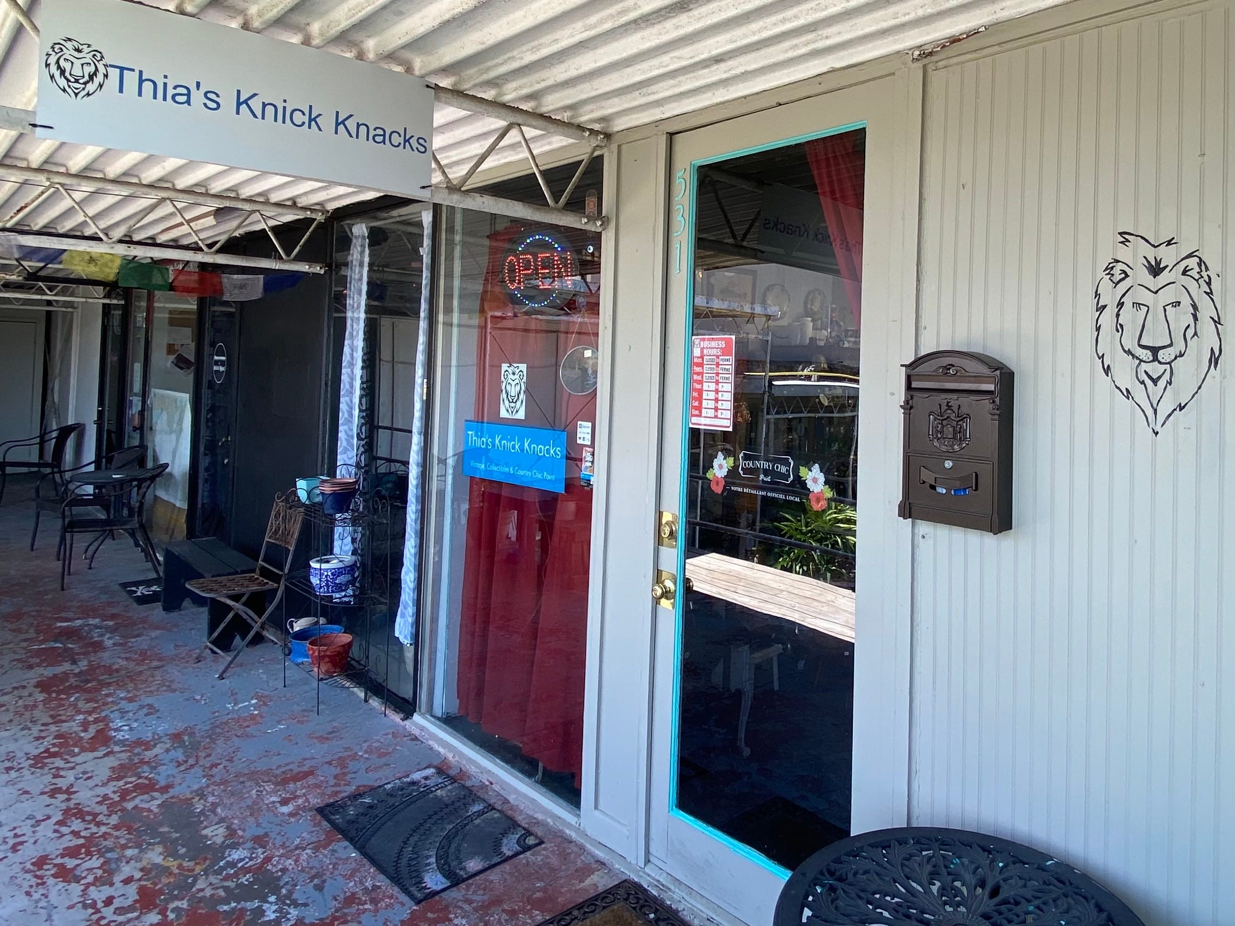 Corpus Christi antique stores Someone else's trash is your treasure