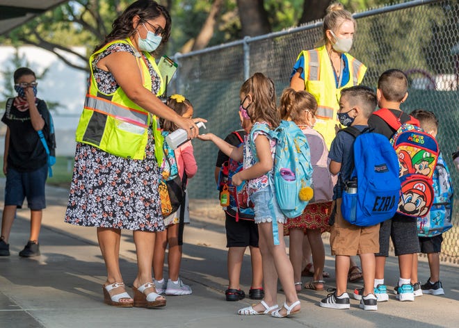 Students return to Mountain View School on Thursday, August 12, 2021. 