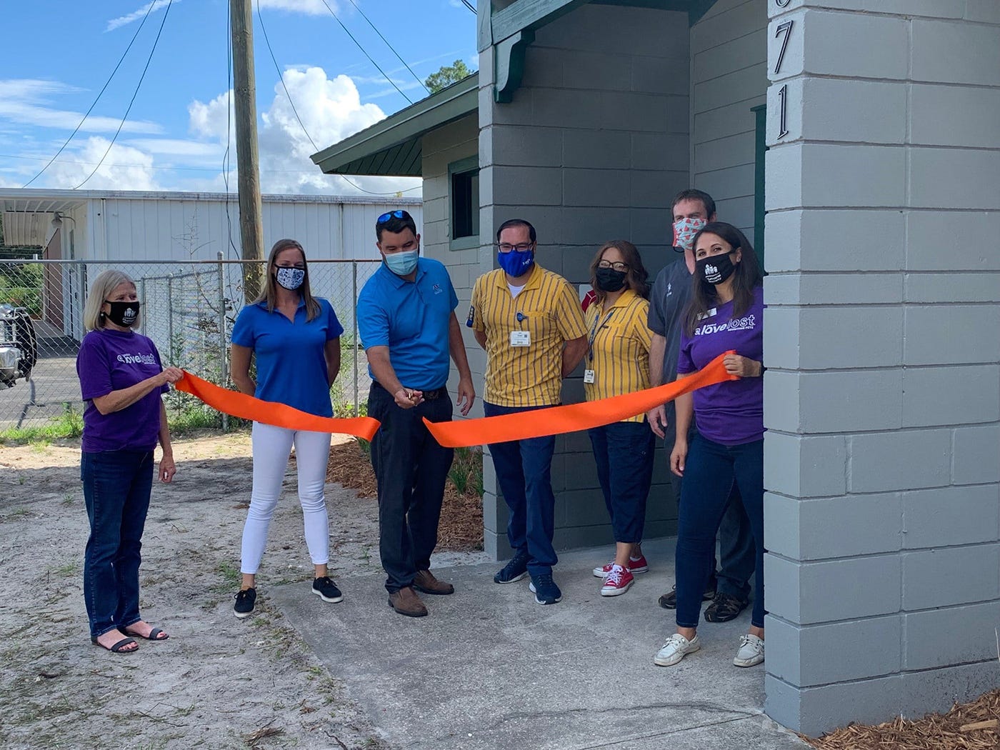 Jacksonville Humane Society unveils lodge for Lifesaving University