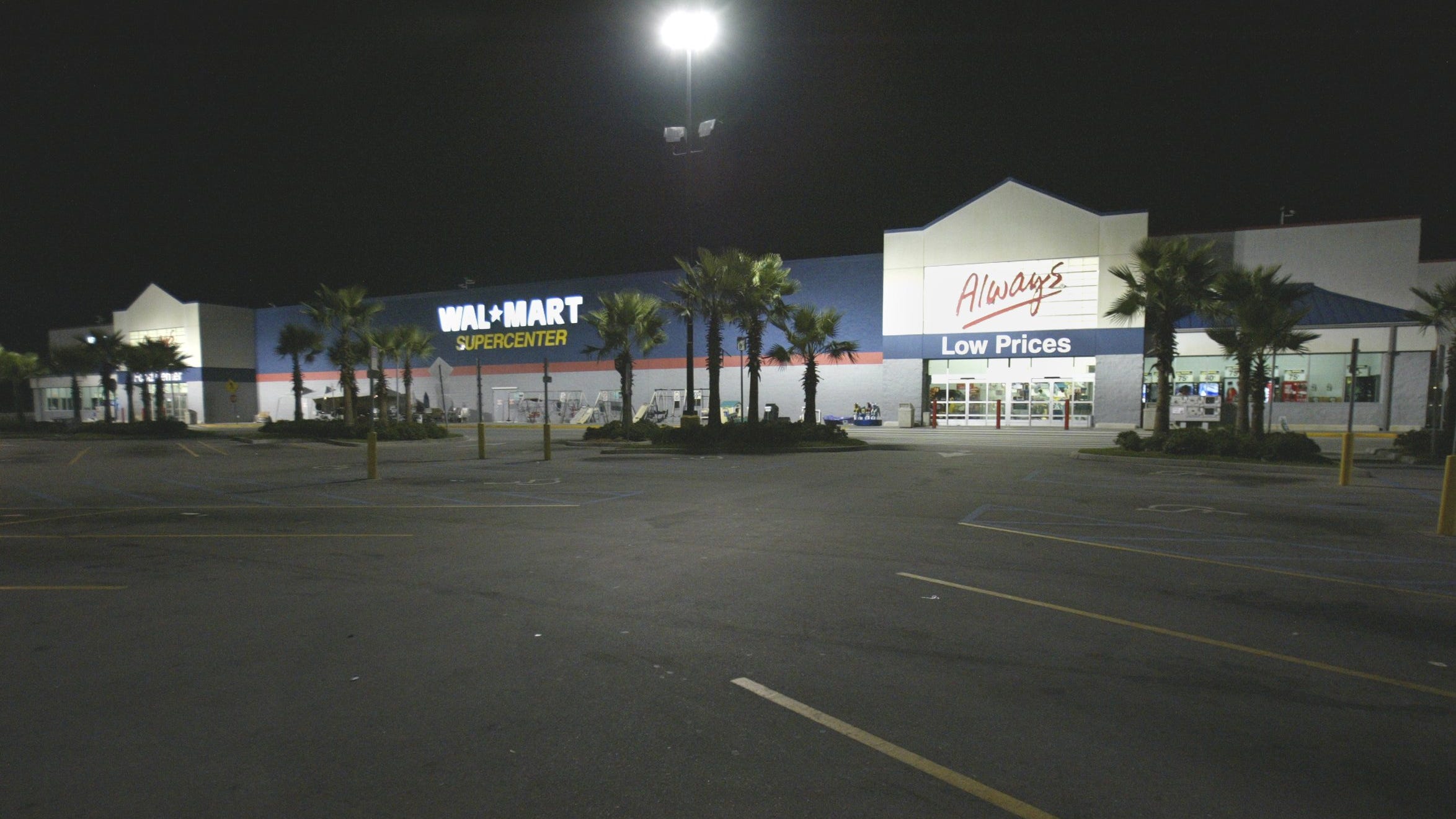 Walmart in Lake Wales, FL