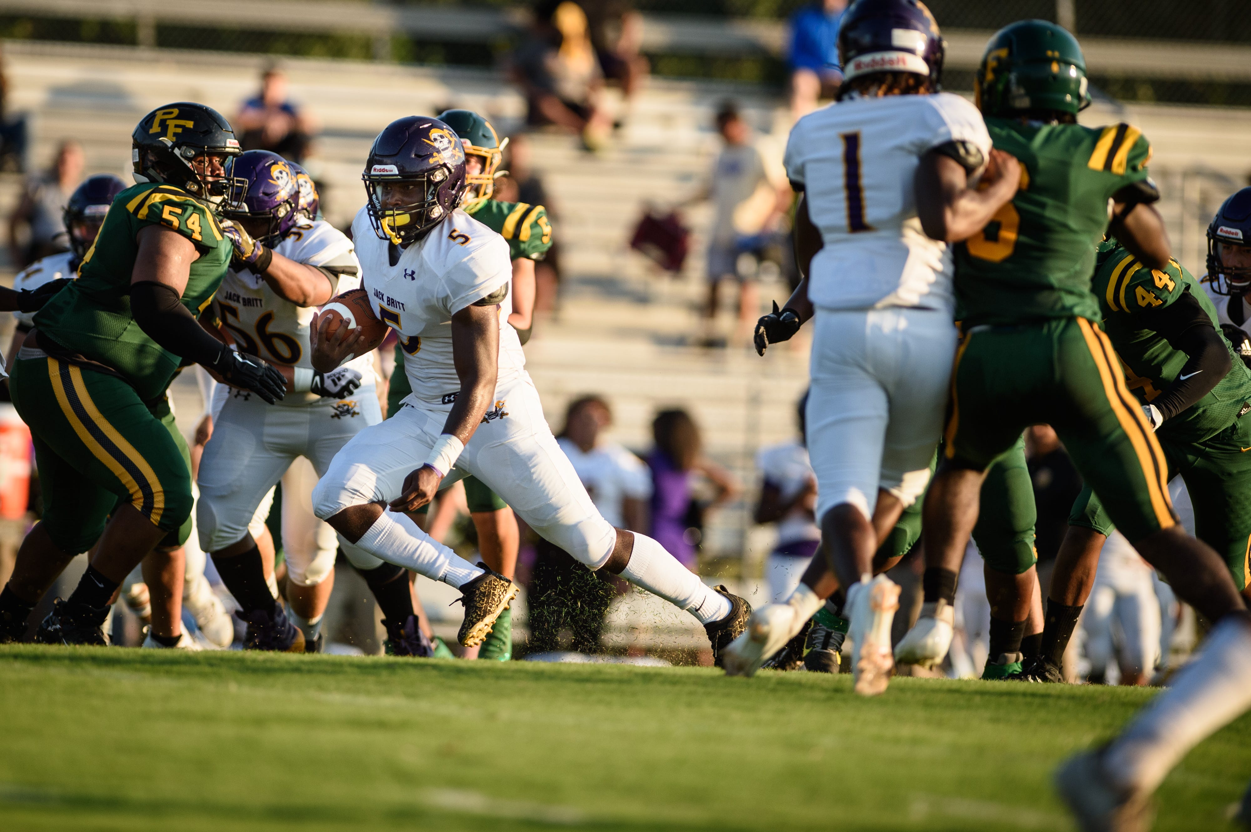 Jack Britt football beats Gray's Creek to close in on state playoff berth