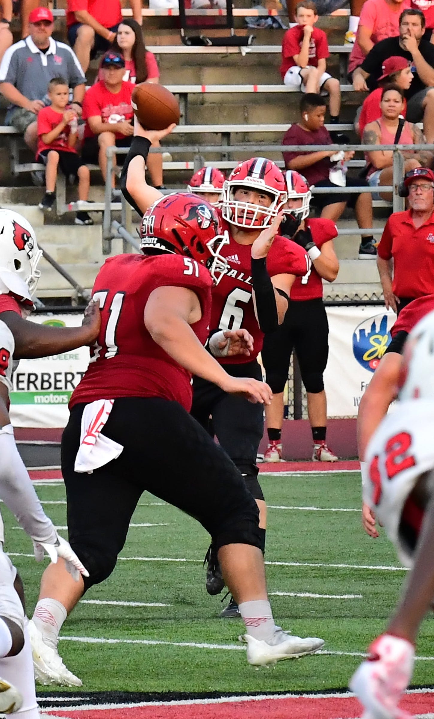 Cincinnati high school football Roger Bacon beats Taft to open season