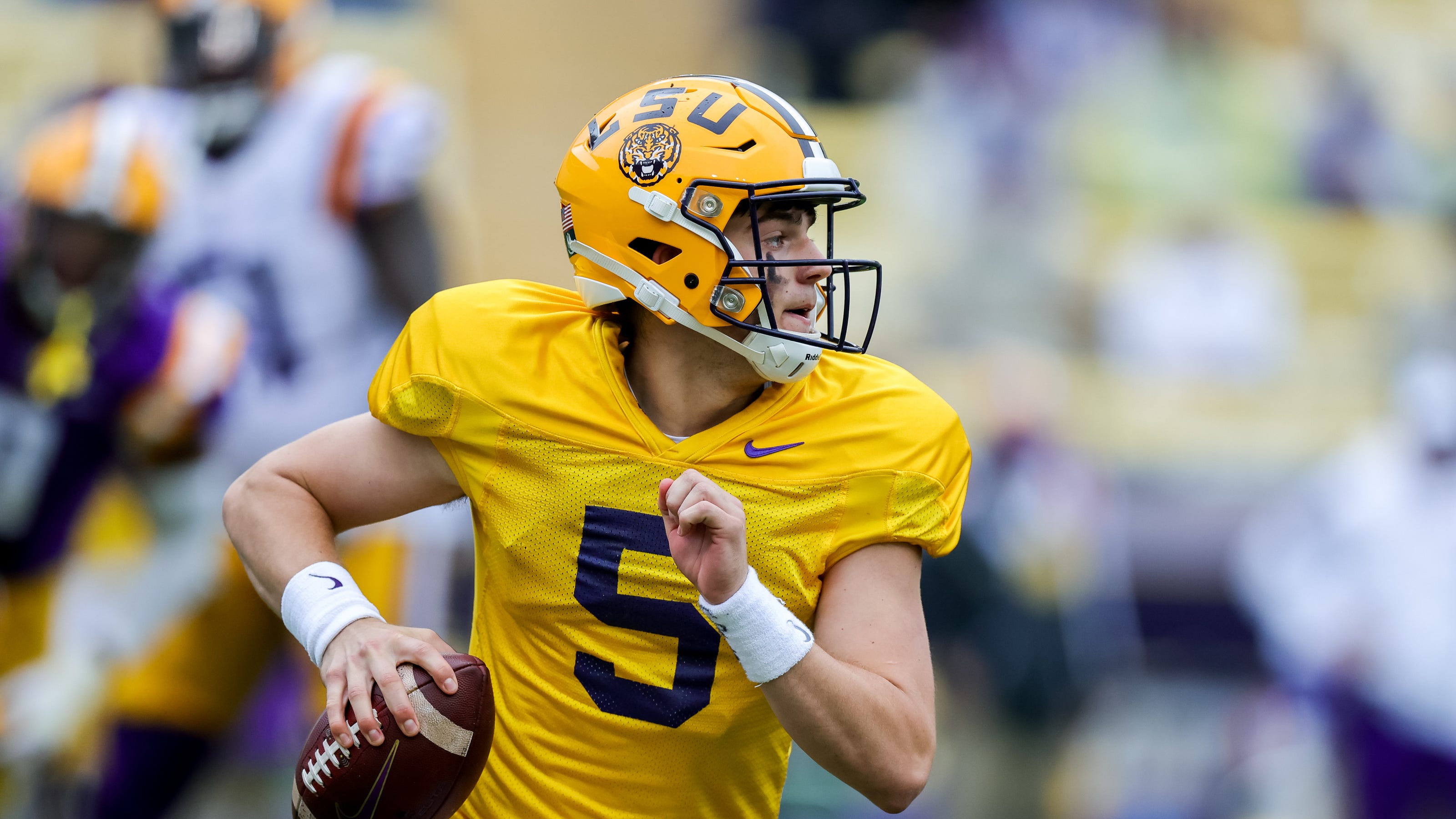 Nussmeier Throws For 304 Yards And 3 TDs As LSU Beats Baylor 44 Nussmeier Throws For 304 Yards And 3 TDs As LSU Beats Baylor 44