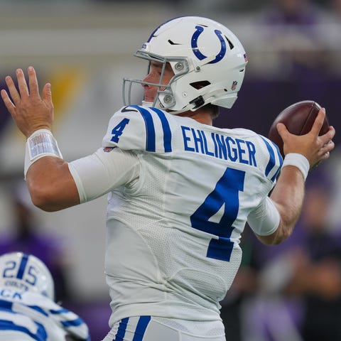 Indianapolis Colts quarterback Sam Ehlinger passes