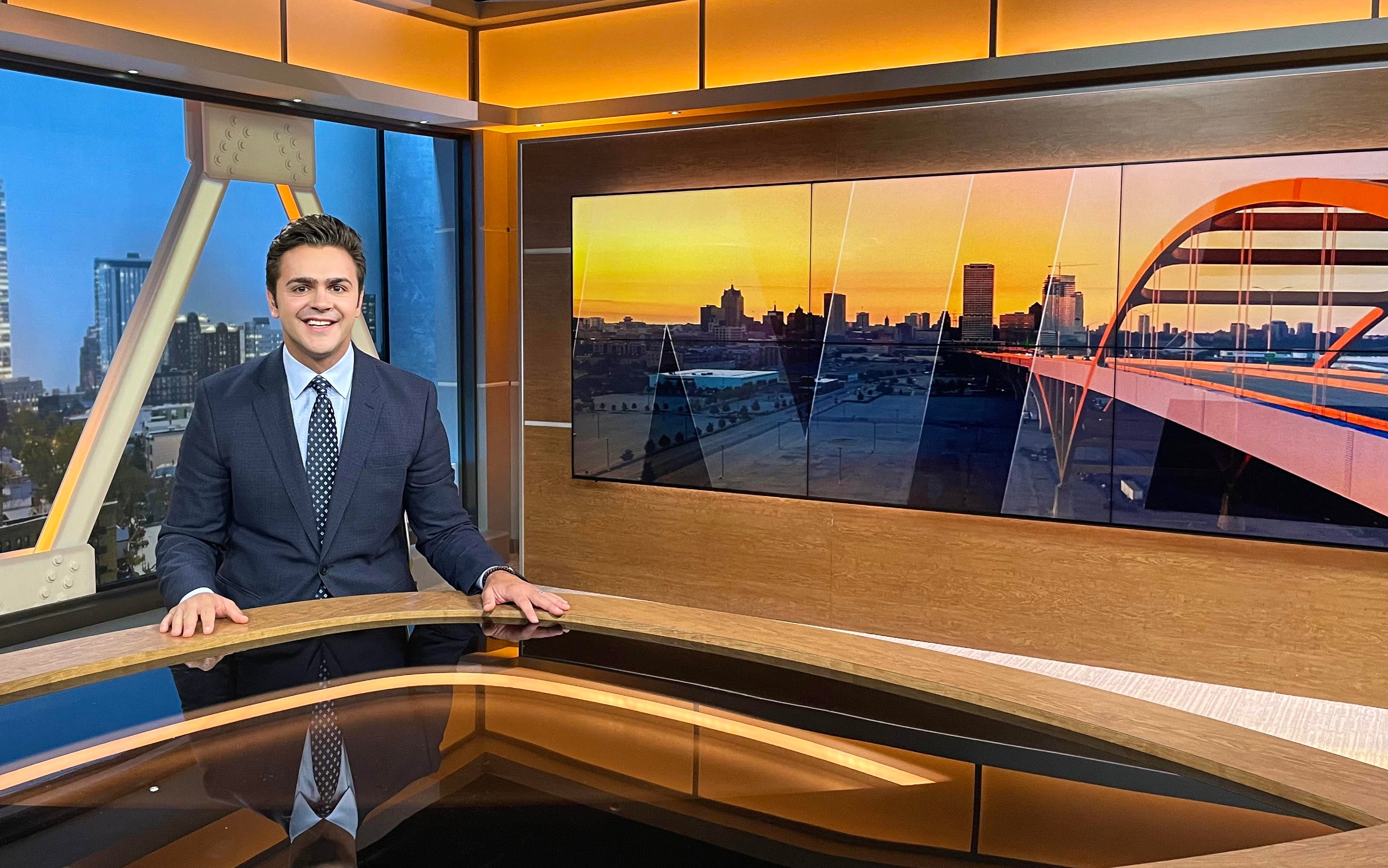 Pete Zervakis Former Wtmj Tv Anchor Returns To Milwaukee Tv At Spectrum News 1