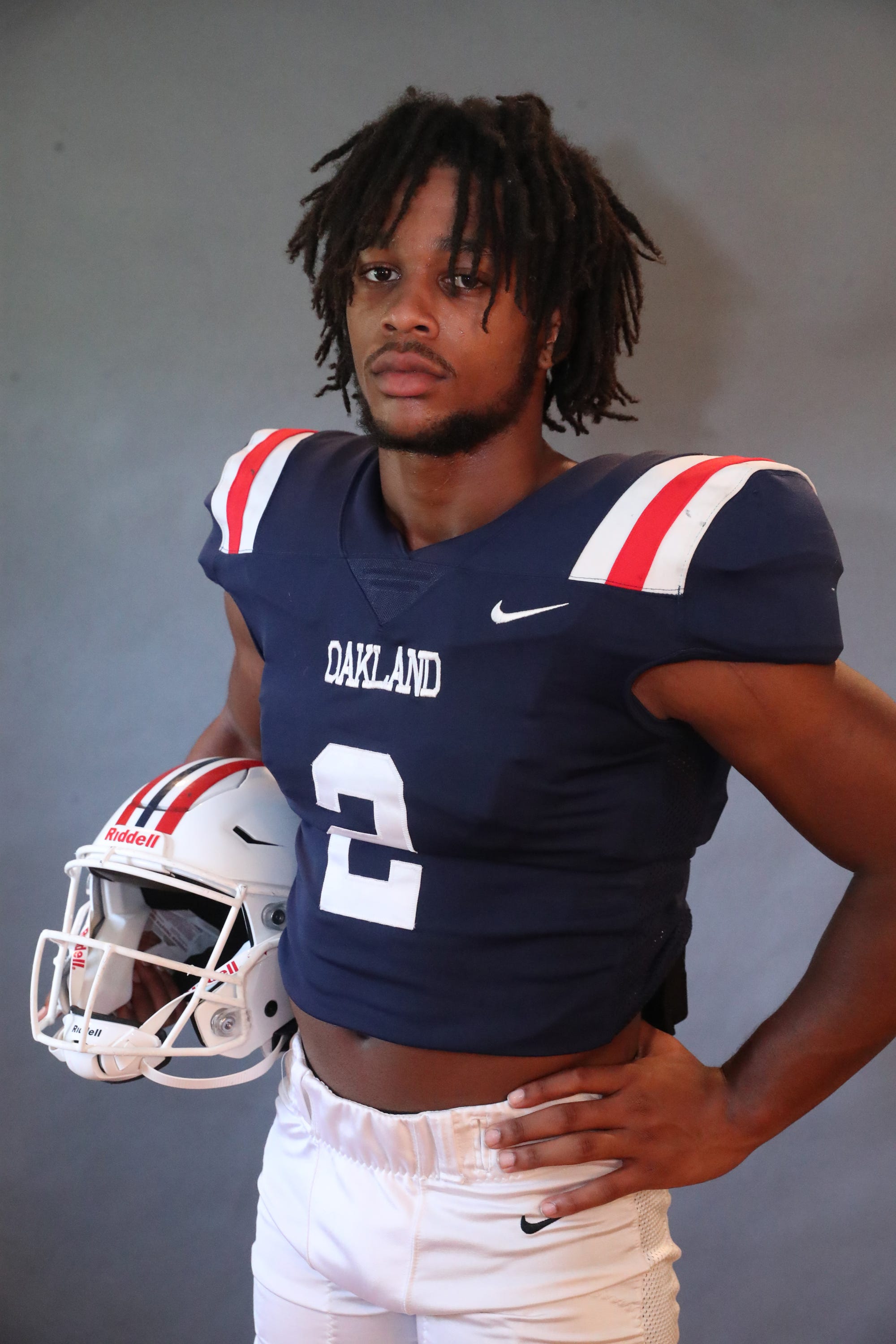 Jordan James signs with Oregon football over Florida