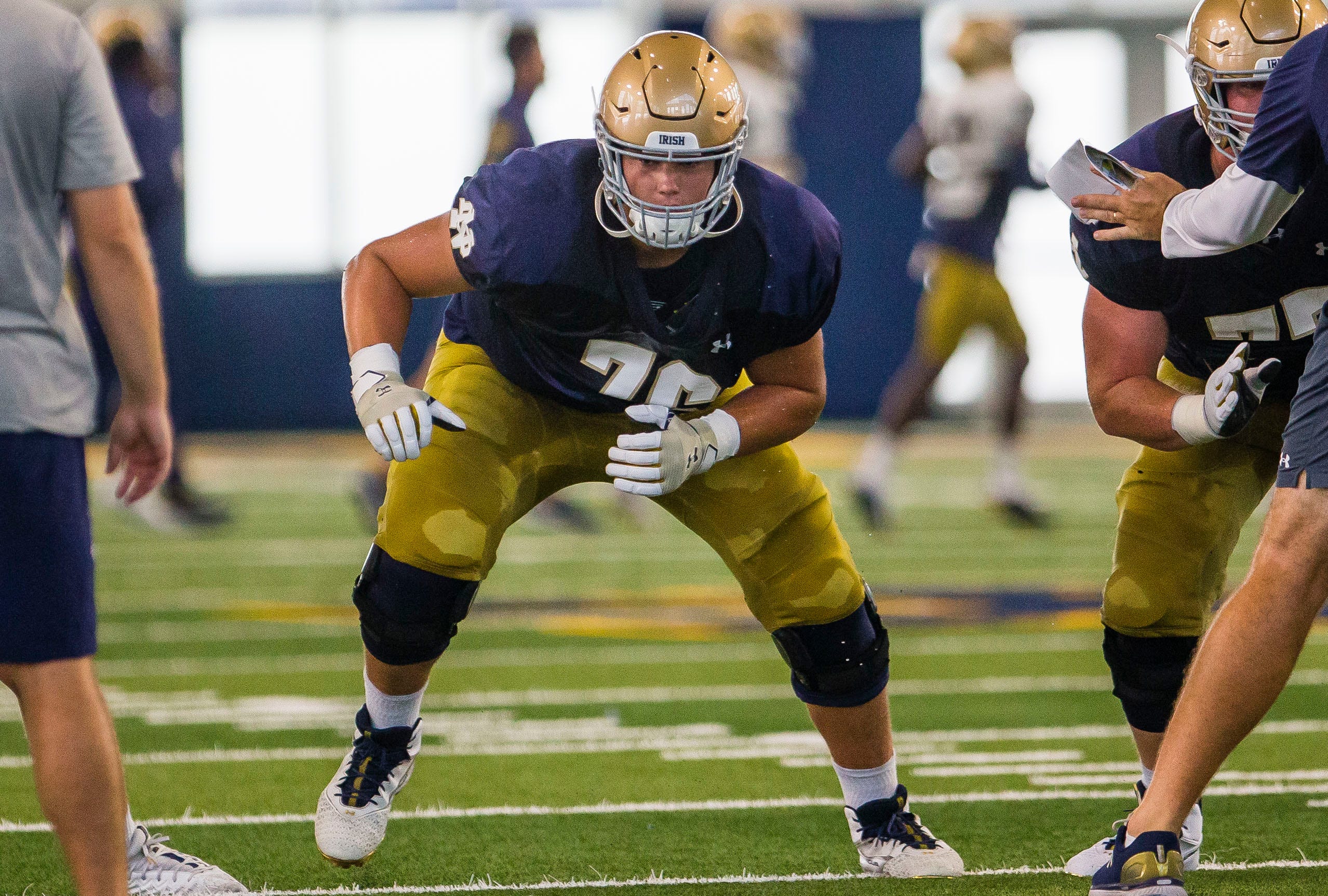 novel fabric piano Tracking Joe Alt's Notre Dame transformation from tight end to tackle novel fabric piano Tracking Joe Alt's Notre Dame transformation from tight end to tackle