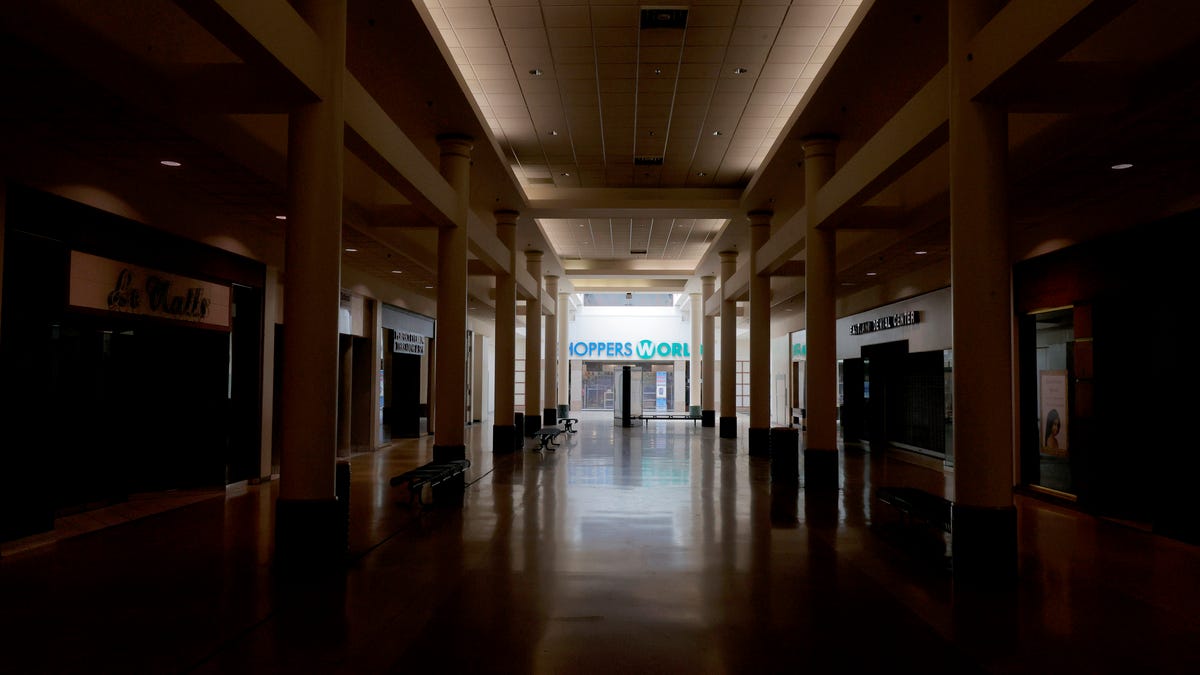 Eastland Center mall #39 s final months: What it #39 s like inside