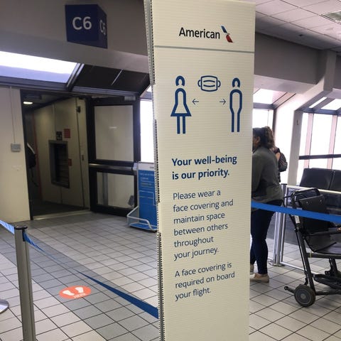A sign from American Airlines at Dallas/Fort Worth