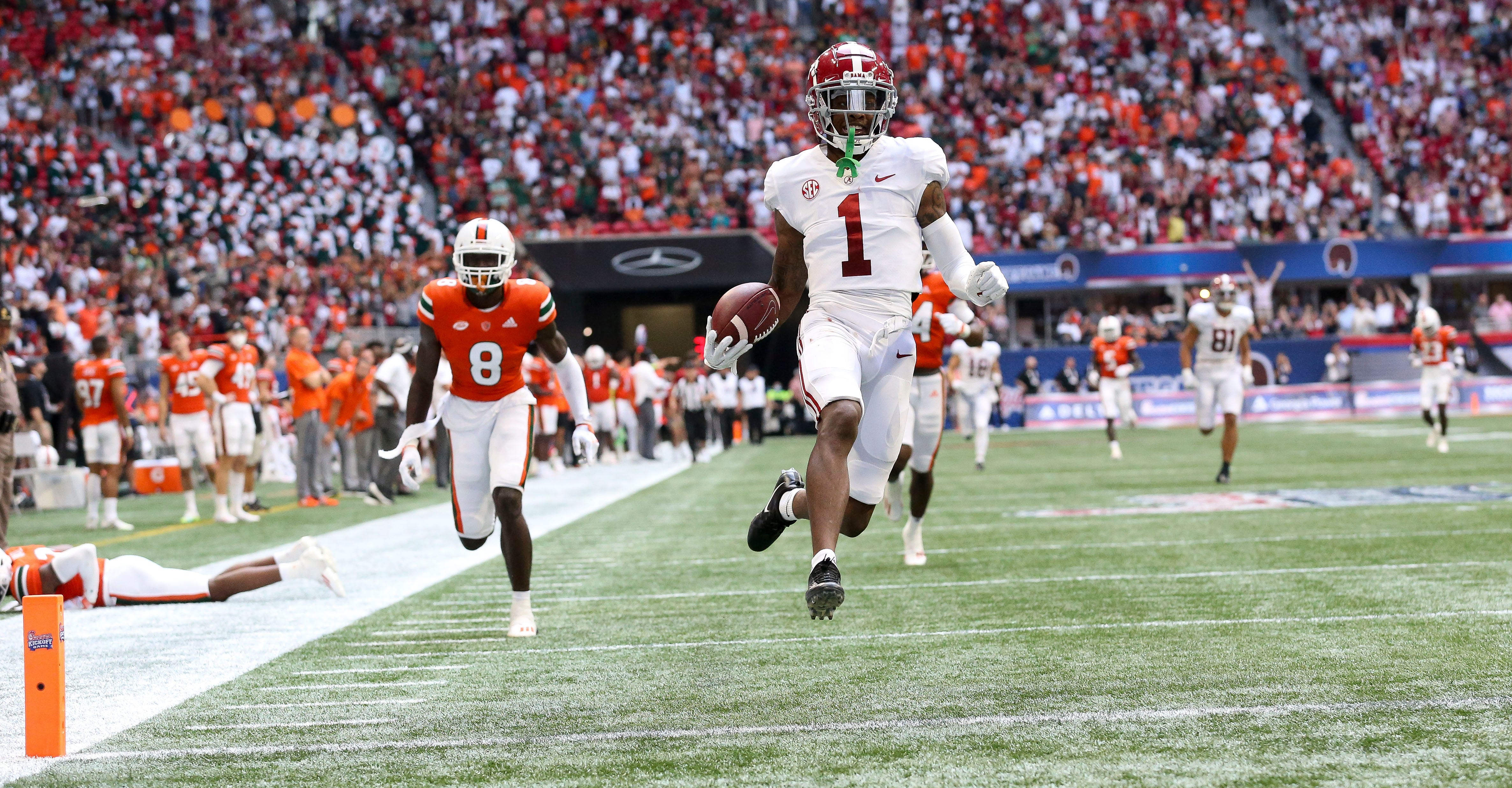 Alabama transfers Jameson Williams, Henry To'o To'o contribute early vs
