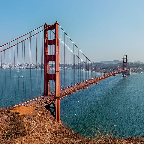 Classic view of the Golden Gate Bridge, San Franci