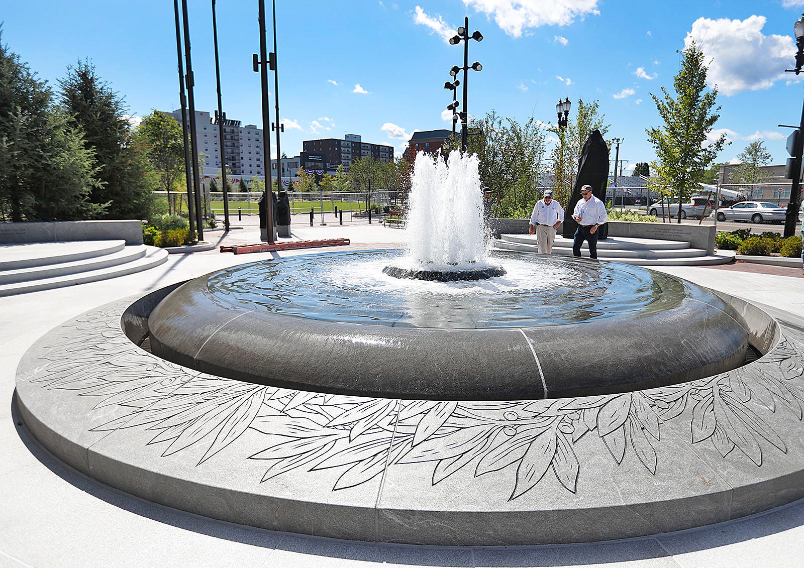 Quincy to hold tree lighting in Generals Park