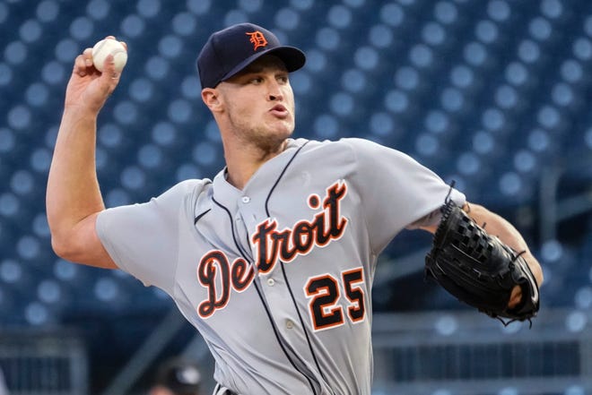Detroit Tigers starter Matt Manning pitches against the Pittsburgh Pirates during the first inning.