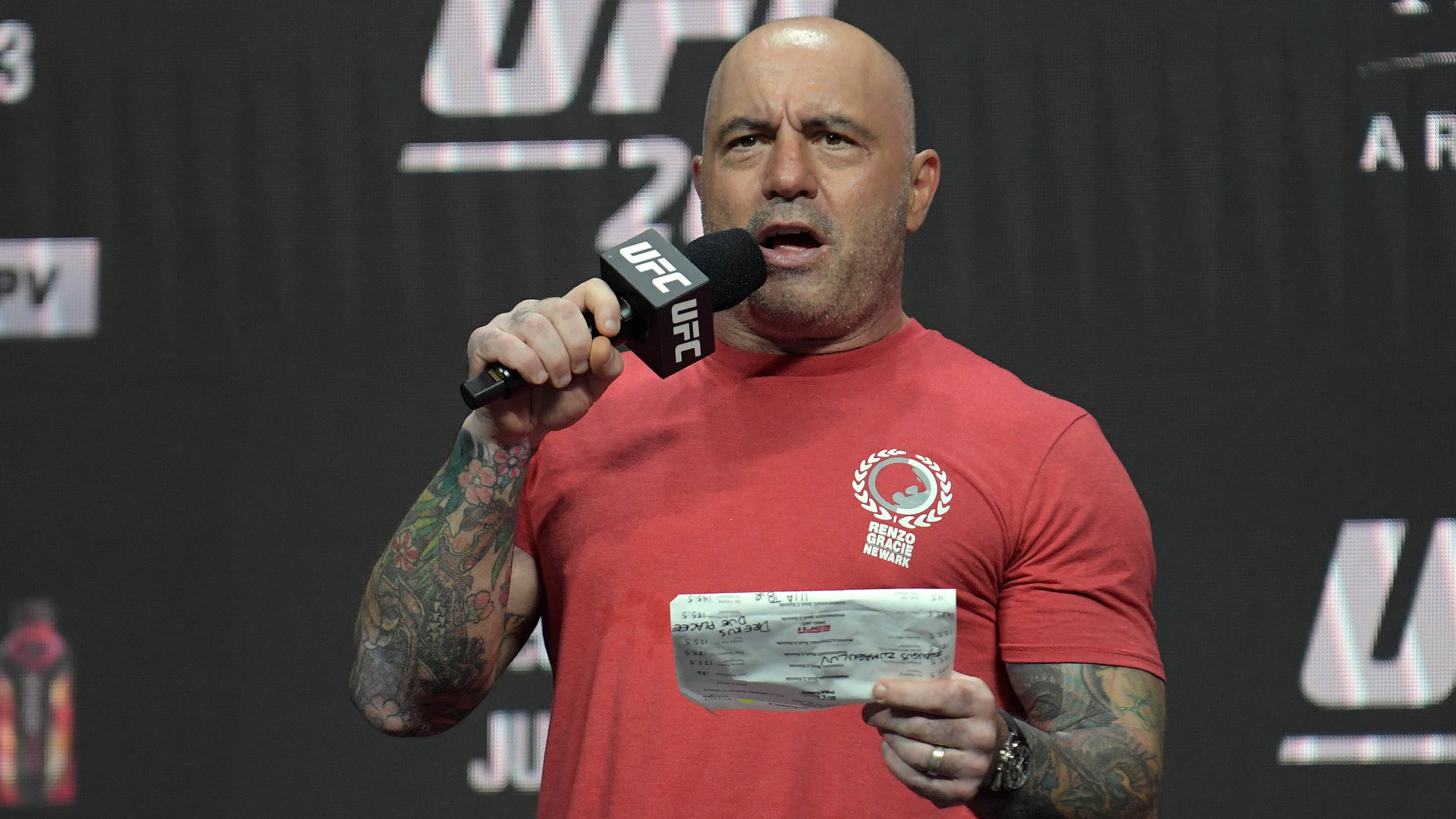 Joe Rogan Nearly Got Covid Vaccine Tells Others To Then Get Sick Joe Rogan Nearly Got Covid Vaccine Tells Others To Then Get Sick